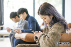格雷盒子|孩子能不能玩手机？99％的家长做法都错了